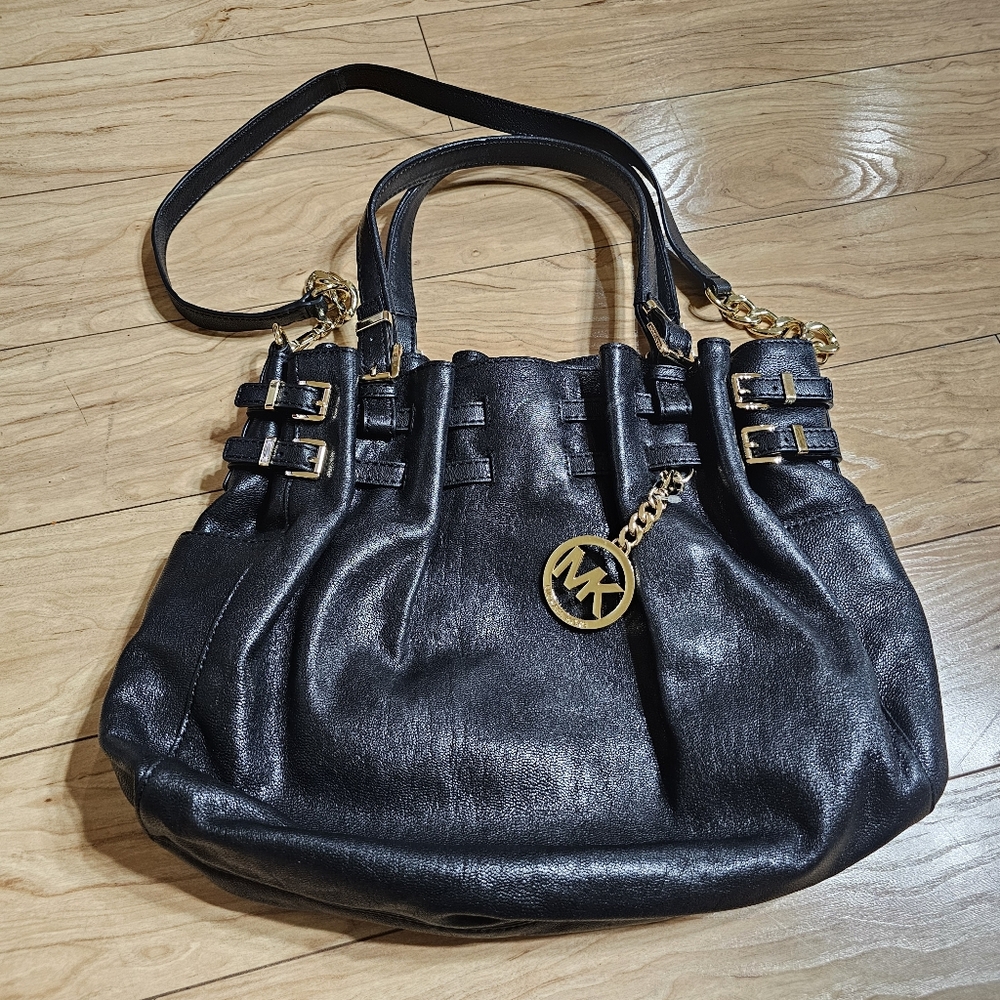 Michael Kors Edie Leather Purse Tote Handbag Black Gold Y2K MK Shoulder Bag